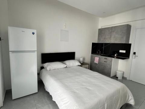 Apartment_L03_bedroom1